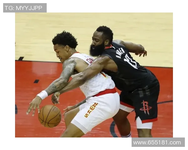 2004年NBA经典对决老鹰队与火箭队的精彩瞬间回顾与分析